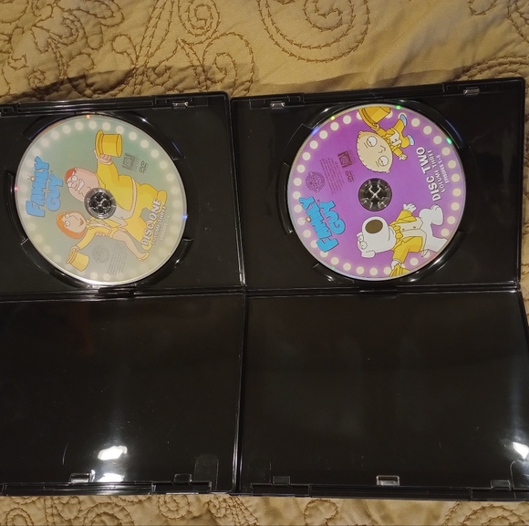 Family Guy Volume Three DVDS - Picture 3 of 9